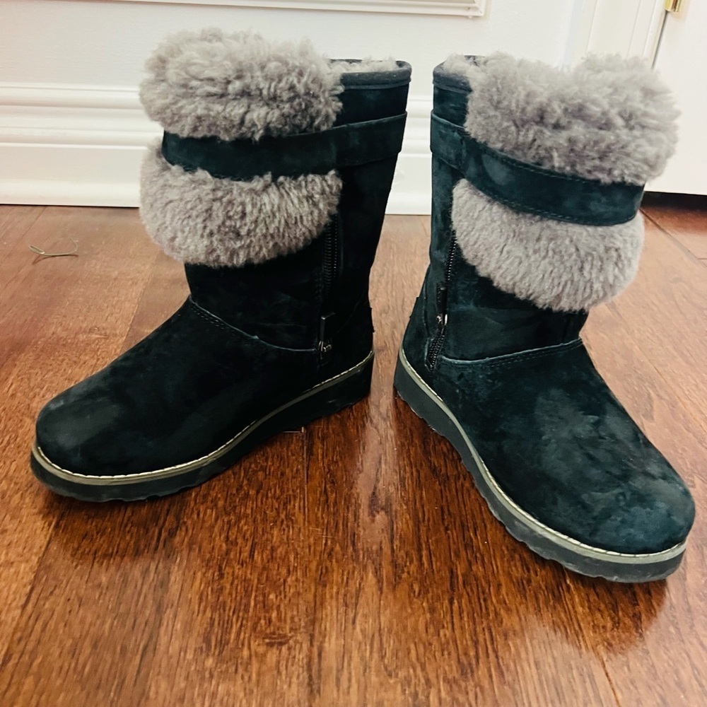 UGG Black Boots with Soft Gray Interior for youth size 13 - Picture 7 of 10